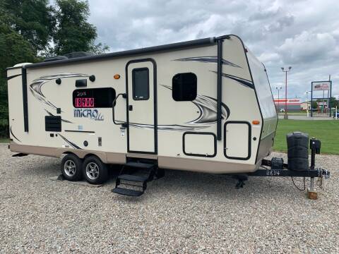 2018 Flagstaff 25BHS Micro Lite for sale at Reds Garage Sales Service Inc in Bentleyville PA