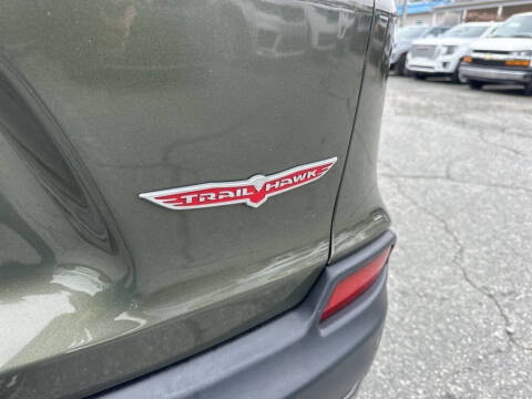 2019 Jeep Cherokee Trailhawk