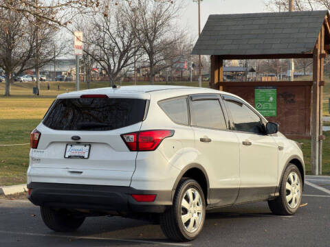 2019 Ford Escape S