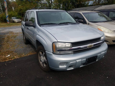 2007 Chevrolet TrailBlazer for sale at FIVE FRIENDS AUTO in Wilmington DE