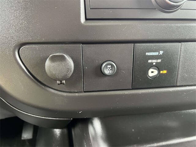 2024 Chevrolet Express 2500