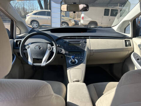 2010 Toyota Prius II