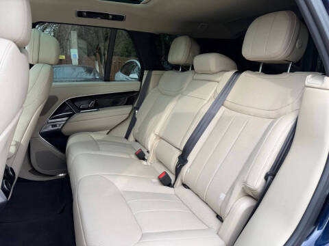 2023 Land Rover Range Rover P400 SE