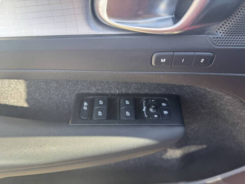 2021 Volvo XC40 T4 Momentum