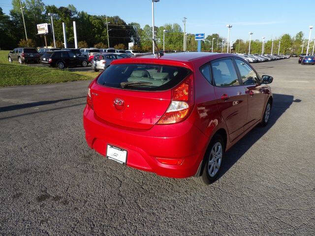2012 Hyundai Accent GS