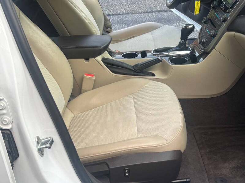 2015 Chevrolet Malibu LT