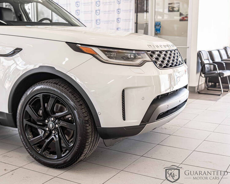 2024 Land Rover Discovery P300 S