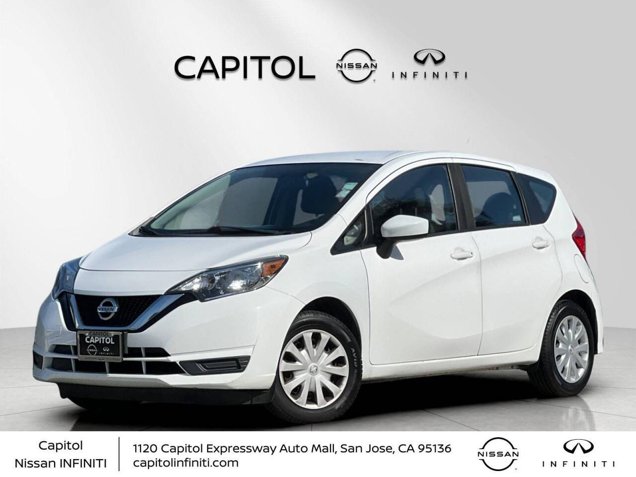 White 2017 Nissan Versa Note SV SV 4dr Hatchback 1