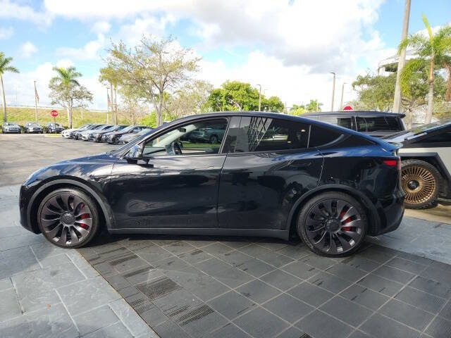 2023 Tesla Model Y Performance