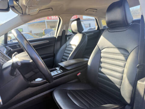 2020 Ford Fusion SEL