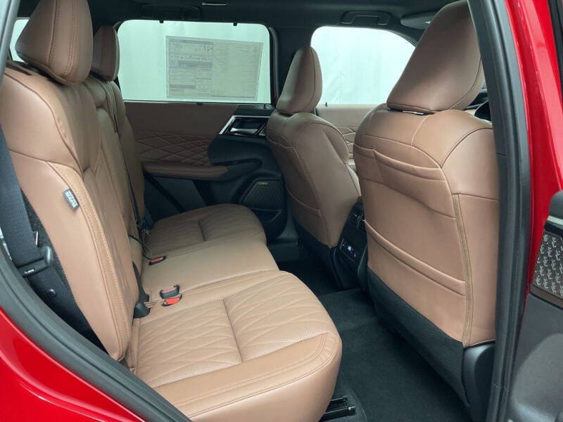 2026 Mitsubishi Outlander SEL