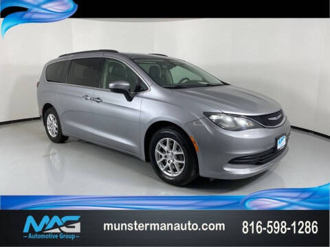 2020 Chrysler Voyager for sale at Munsterman Automotive Group in Blue Springs MO