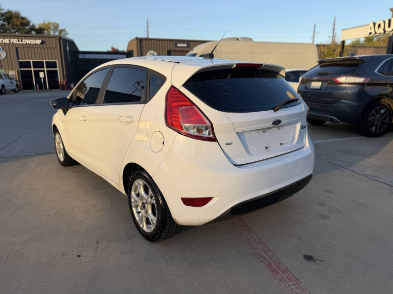 2015 Ford Fiesta SE