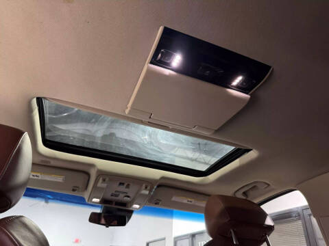 2019 Cadillac Escalade ESV Premium Luxury