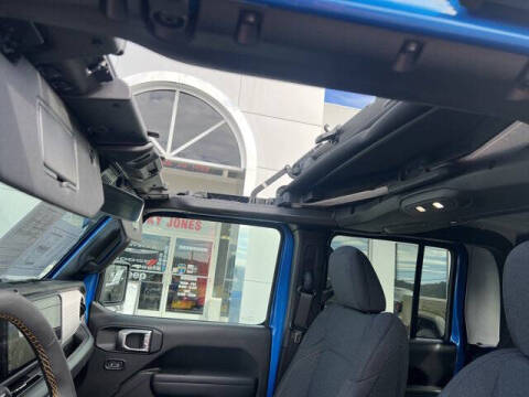 2024 Jeep Gladiator Sport S