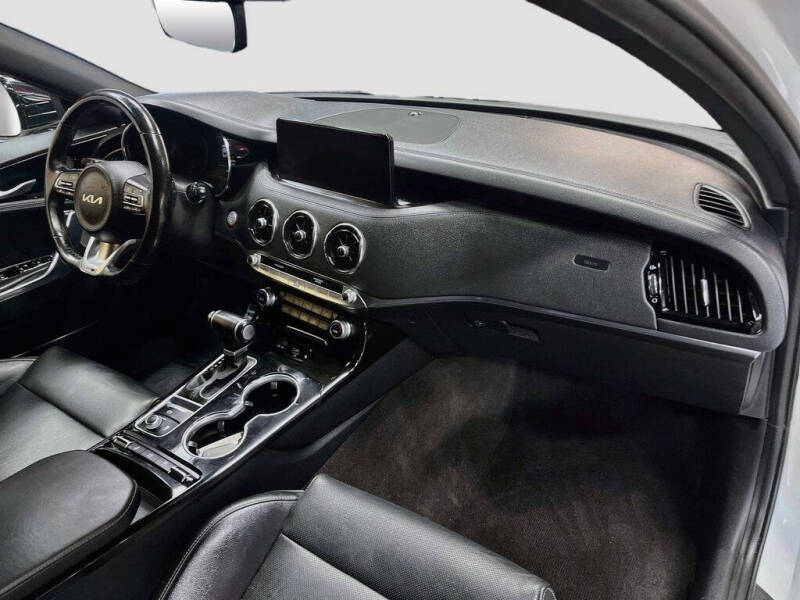 2022 Kia Stinger