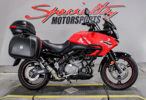 Suzuki V-STROM 1050DE Adventure Image