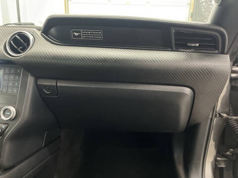 2020 Ford Mustang EcoBoost