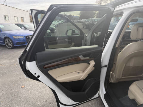 2018 Audi Q5 2.0T quattro Premium Plus