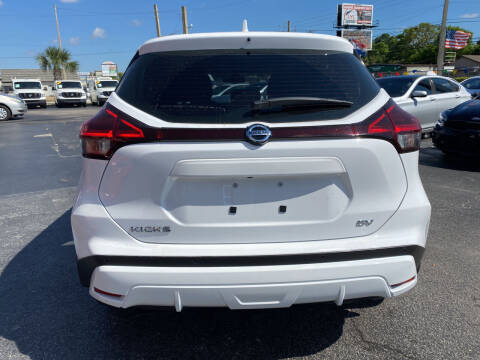 2021 Nissan Kicks SV