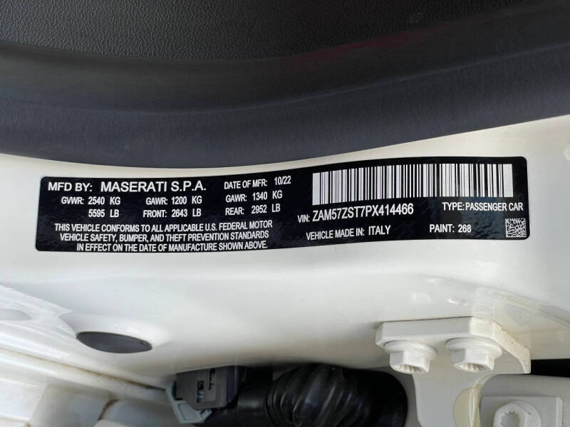 2023 Maserati Ghibli Trofeo