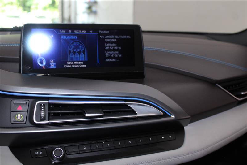 2015 BMW i8
