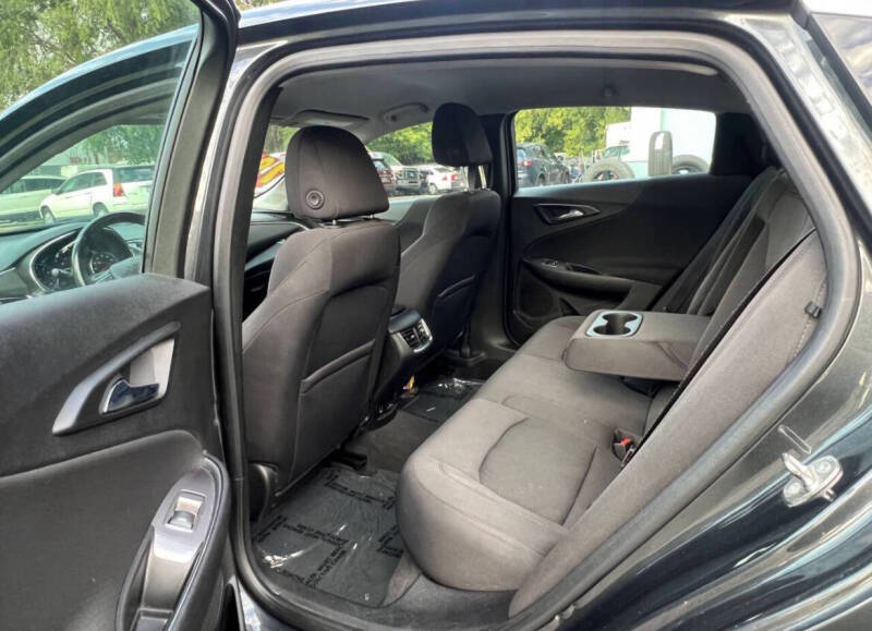 2017 Chevrolet Malibu LT