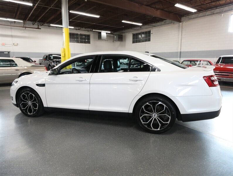 2016 Ford Taurus SHO