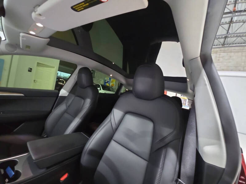 2024 Tesla Model Y Long Range