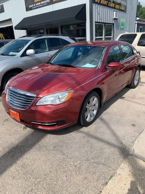 2012 Chrysler 200 for sale at Knowlton Motors, Inc. in Freeport IL