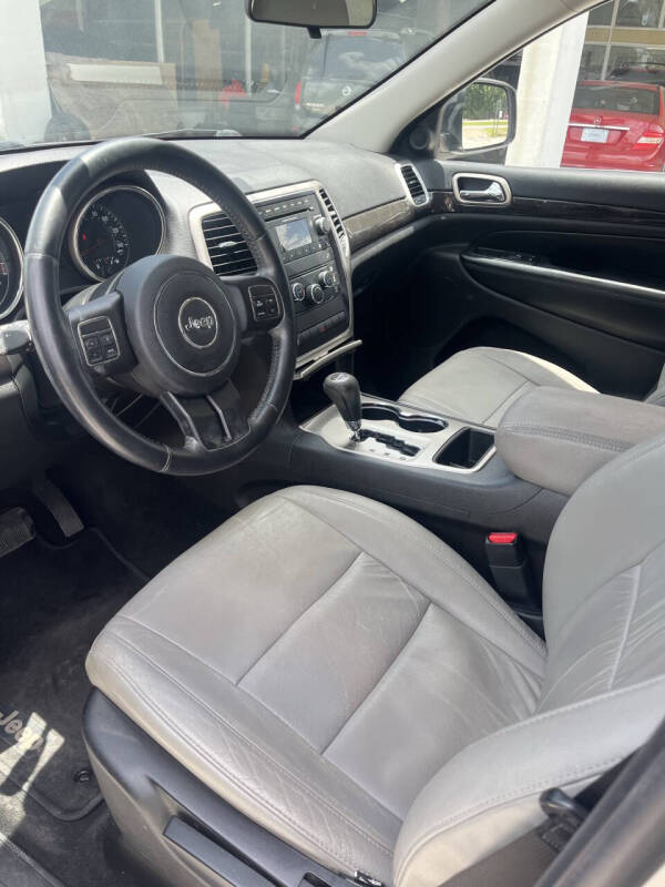 2012 Jeep Grand Cherokee Laredo