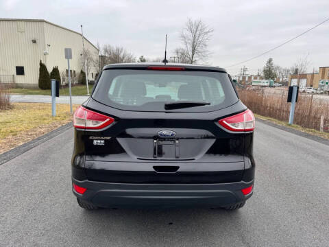 2016 Ford Escape S