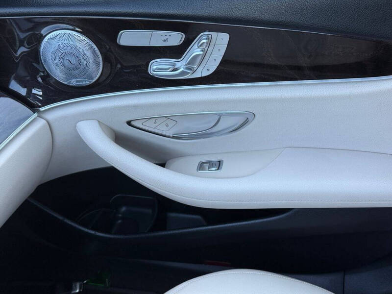 2018 Mercedes-Benz E-Class E 300