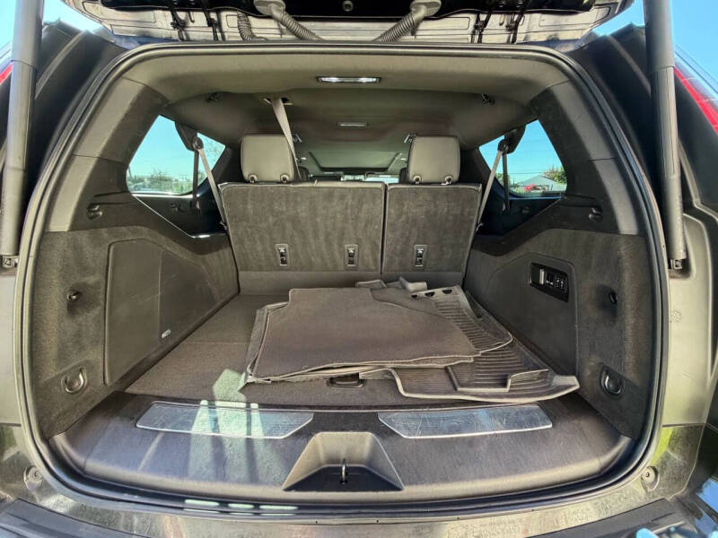 2023 Cadillac Escalade ESV Premium Luxury