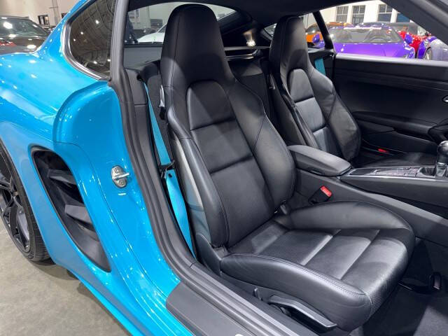 2019 Porsche 718 Cayman