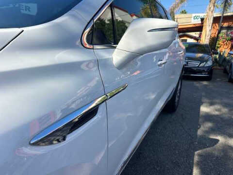 2022 Buick Enclave Essence