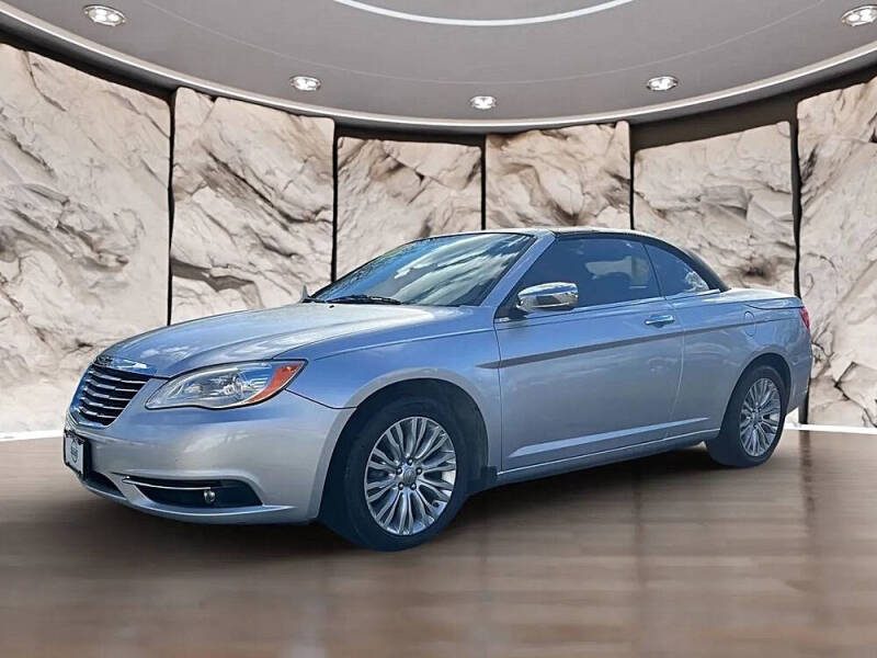 2012 Chrysler 200 Limited