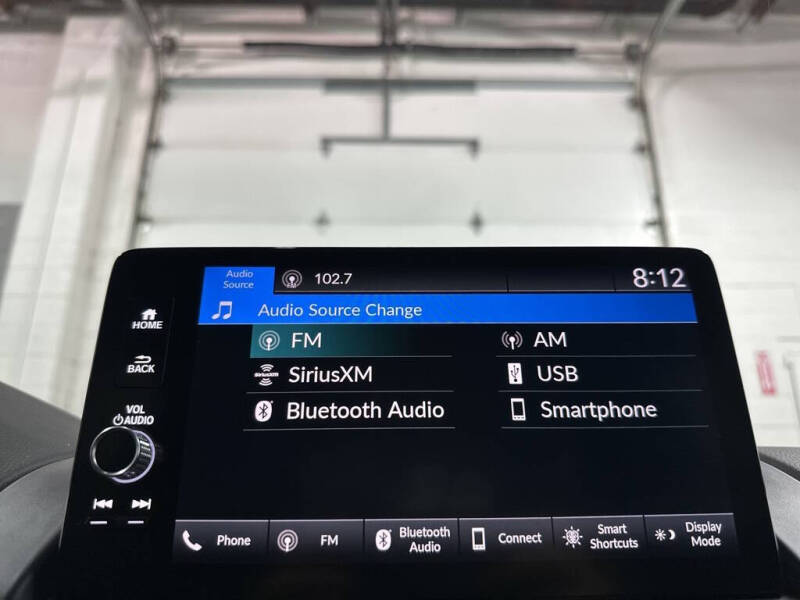 2023 Honda Pilot EX-L w/Rear Captain's Chairs