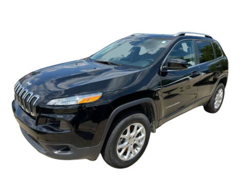 2018 Jeep Cherokee for sale at Averys Auto Group in Lapeer MI