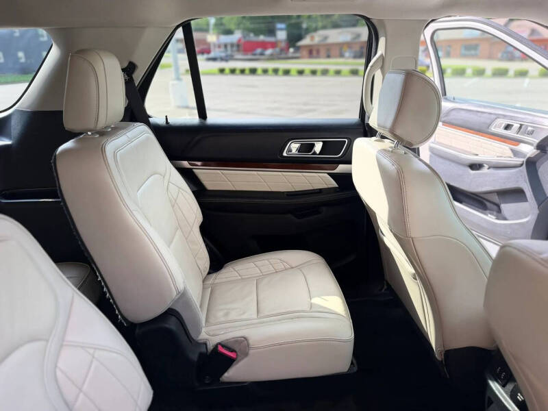 2016 Ford Explorer Platinum