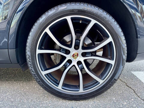 2019 Porsche Cayenne S