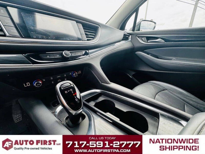 2021 Buick Enclave Essence