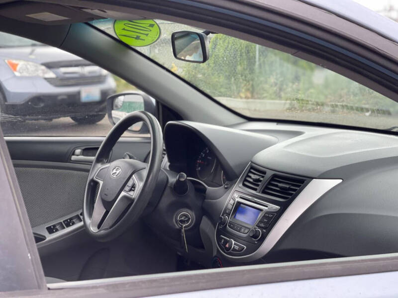 2014 Hyundai Accent GS