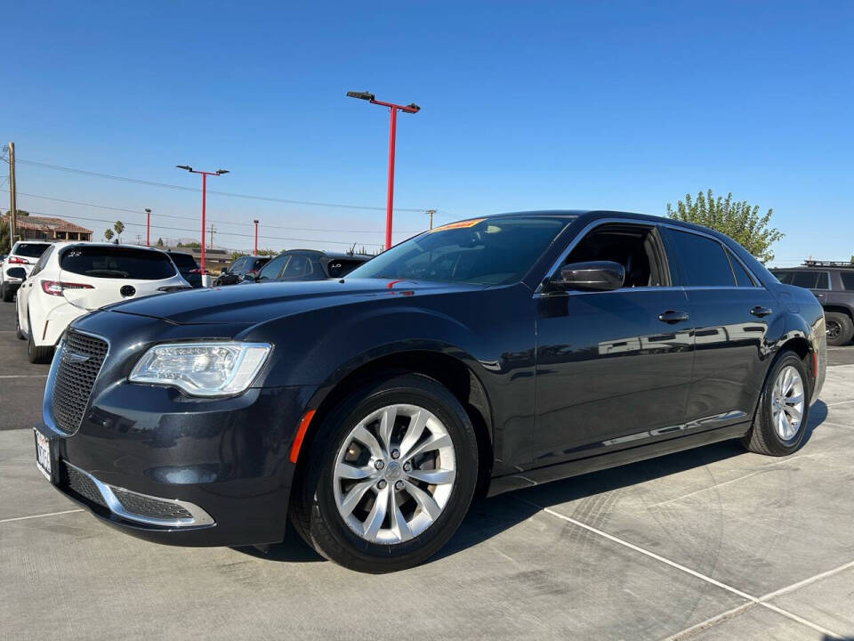 2016 Chrysler 300 for sale at Magic Auto Sales in Hesperia, CA