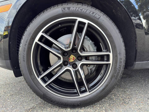 2020 Porsche Macan S