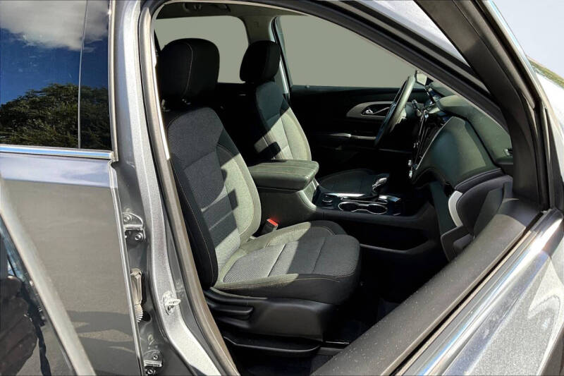 2021 Chevrolet Traverse LS