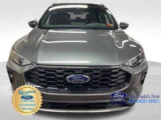 2026 Ford Escape Hybrid ST-Line Select