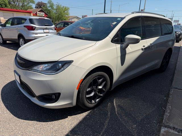 2020 Chrysler Pacifica Touring L Plus
