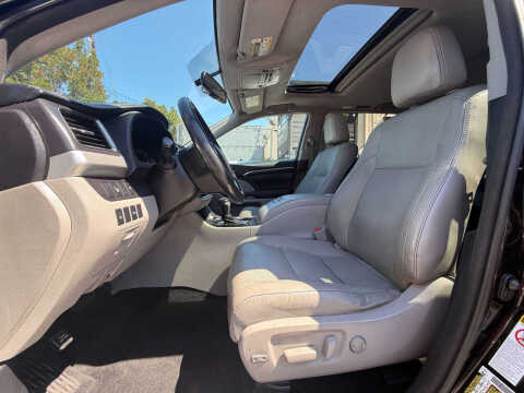 2016 Toyota Highlander