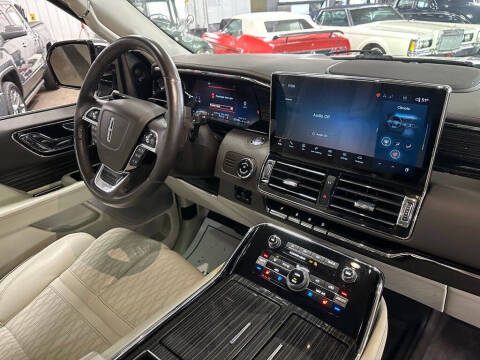 2023 Lincoln Navigator L Black Label